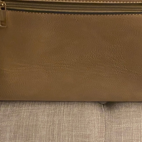 Cream Handbag - Picture 5 of 6